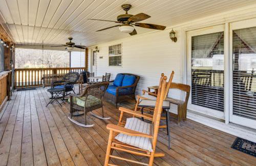 Countryside Haven with Spacious Yard in Tamassee! - Foto 3