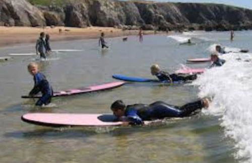 Spacious 5-Bedroom Victorian House Near Sandbanks - Sleeps 14, Parking & Garden - Foto 33