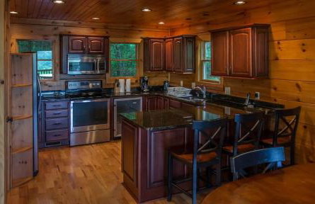 Majestic Manor - Peaceful Modern Cabin Retreat Near Watauga Lake - Photo 6