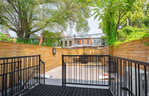 Stylish 2BD Brooklyn Retreat with Backyard & Basement - Foto 33
