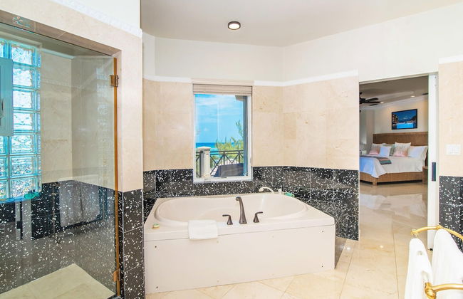 Blue Water Villa - Photo 27