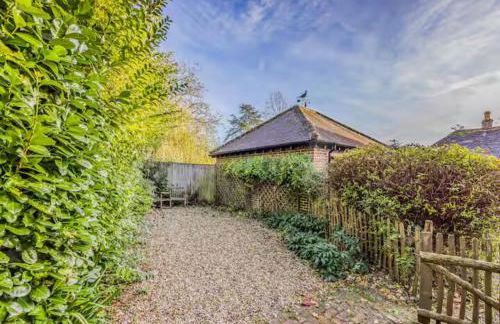 Charming Family Stables Conversion - Pass the Keys - Foto 25