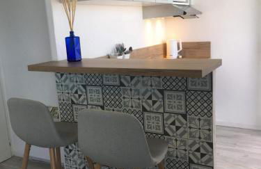 Studio 61, vue mer, wifi, parking privé - Foto 9