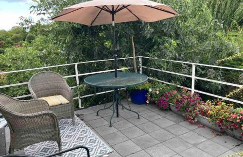 Entire 1bed Studio With Ensuite, Balcony & Parking - Foto 20