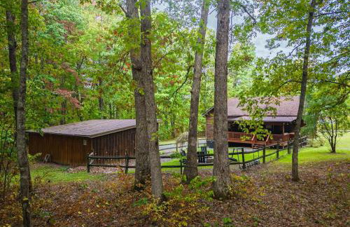 Log Cabin with Hot Tub, Game Room-10 min to NRG - Foto 34