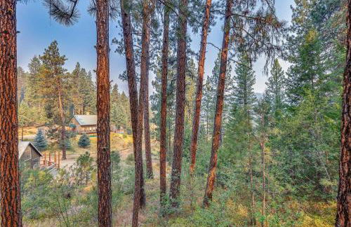 Hillside Hideaway Warm and Cozy Terrace Lakes Cabin - Foto 3