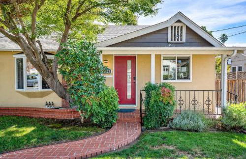 Modern Napa 3BD Wine Country Escape with Pool and Spa - Foto 6