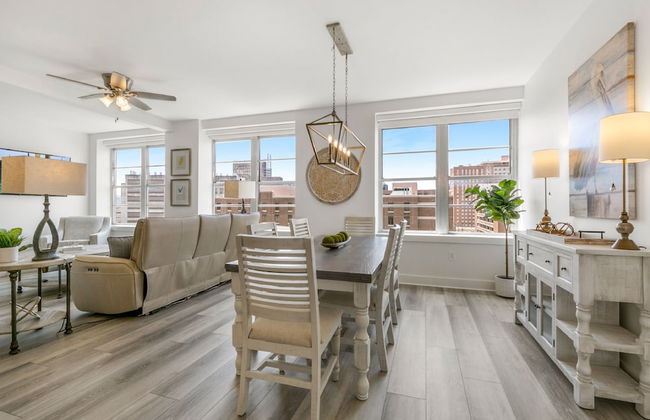 Luxury 4 bedroom Condo Short Walk to Bourbon Street - Foto 2