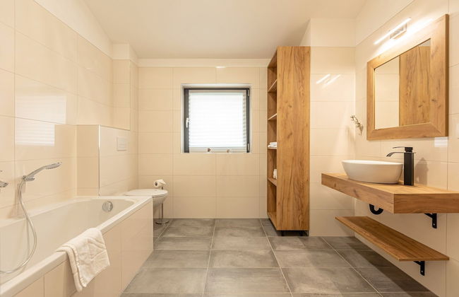 Inzell Chalets With Private Pool - Photo 48