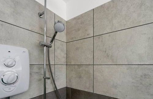 Stylish & Modern Apartment - Free Parking - WIFI - Foto 33