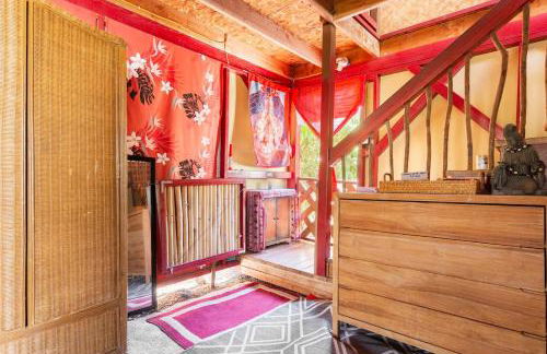 THE MAGICAL LAVA TEMPLE with EPIC Volcano Views! - Foto 35