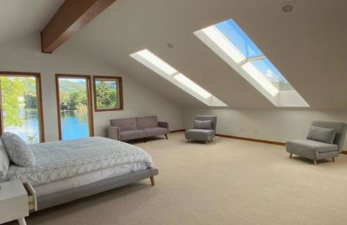 Riverside retreat with stunning views, historic charm - Coastal adventure awaits - Foto 6