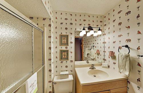 Sunset Retreat - Big Deck, Mountain & Lake Lure Views! - Foto 31