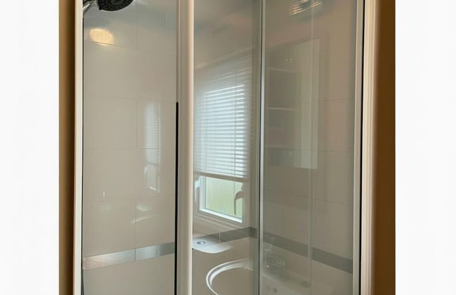 Comfortable 3-bed Caravan - Combe Haven - Foto 11