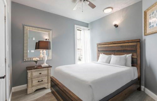 Fully Furnished Condos Near St Charles - Foto 70