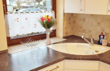 Ebenerdige Ferienwohnung mit großer Terrasse in der Nähe des Waldes, zum wohlfühlen - Foto 9