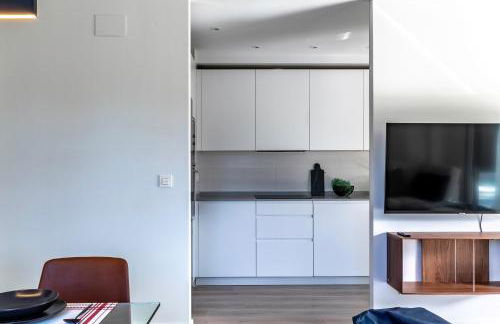 AkomodaT en Precioso y Moderno con Jardín y Parking - Foto 10