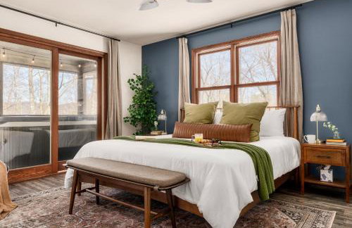 The Moondance Cabin by Lightfoot Stays Vacation Rentals - Photo 66