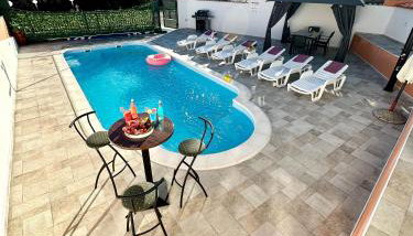 Holiday Home Three Sisters with Swimming Pool & Jacuzzi - Foto 5