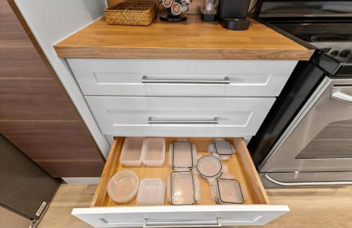 Spacious Downtown Indy Home Perfect for Groups - Photo 22