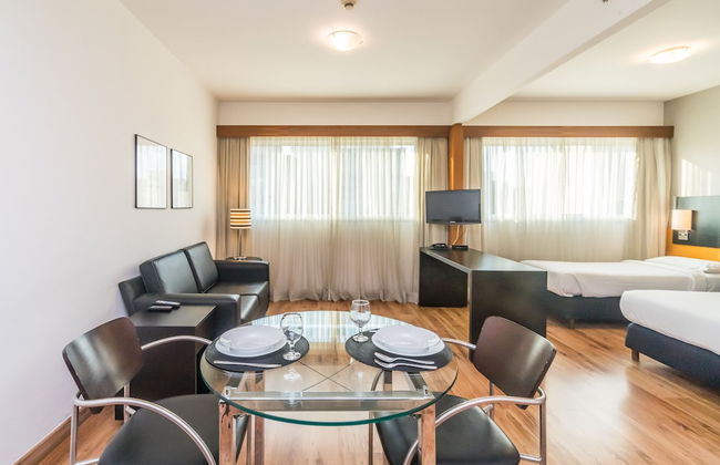 Paraiso Suites by Charlie - Photo 24