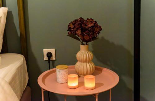 Joanna's city centre apartment - Photo 18