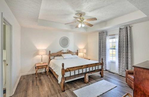 Normandy Home with Yard about 2 Mi to Lake - Foto 12