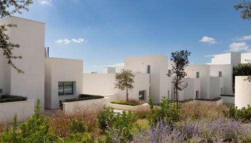 Villa La Perla Sotogrande - since 2022 - Sea View - 3 Bedrooms and Bathrooms - La Reserva Beach and Golf nearby - Foto 5, Garden, Garden view