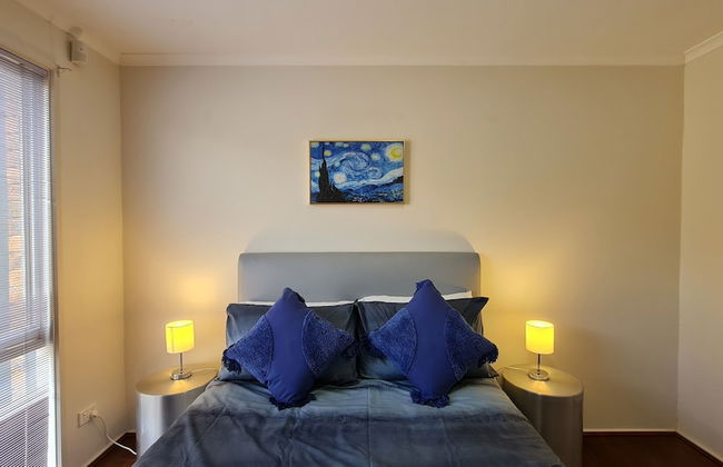 Close to Airport - Photo 9