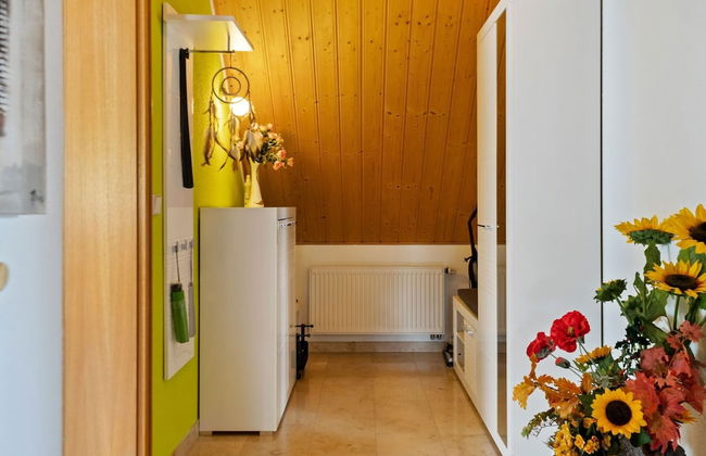 Garden View Apartment in Erzgebirge near Forest - Foto 12