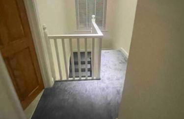 Charming House with Garden - Sleeps 6 & Parking - Foto 15