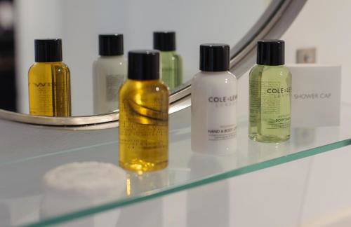 Donington Cottage Apt 5 - Photo 14