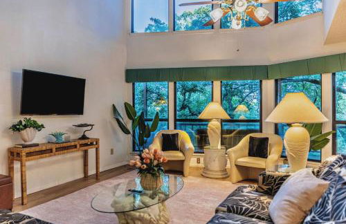 Retro Retreat - Fire Pit, Billiards, Media Room, Games - Photo 17