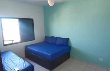 Apartamento pé na areia com sacada e garagem 2 banheiros - Photo 11