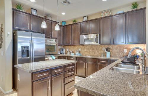 Near Estrella Mtn! Desert Escape with Outdoor Oasis - Foto 3