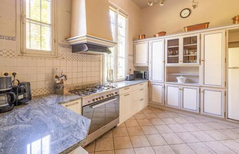10 Bedroom Cozy Home In Allonne - Foto 20