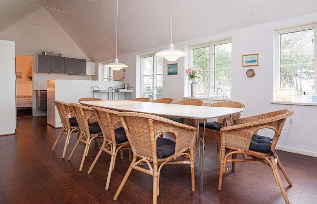 10 Person Holiday Home in Askeby - Foto 4