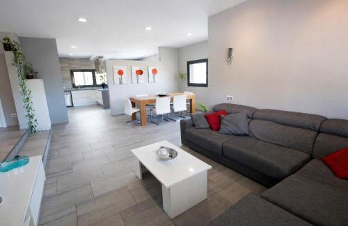 Catalunya Casas Modern Marvel,15 min to Costa Brava beaches! - Foto 3