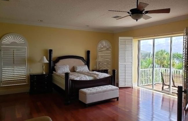 Big House on the Myakka Sleeps 12 Heated Pool Spa - Foto 10
