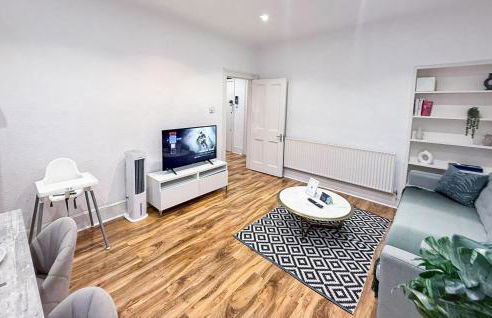 Stylish 2-Bedroom Apartment in Maida Vale near Little Venice & Paddington by NourNest Apartments - Foto 17