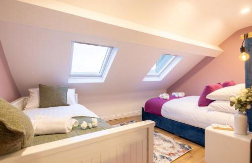 The Secret Garden, Donaghadee - The Hideaway - Stylish 5-Beds, and Lavish 3-Bedrooms - Guests 7 - Super Fast Speed Wi-FI - Foto 36