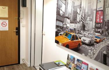 Les Clés du Bonheur by Beds4Wanderlust, 47m2 avec Terrasse privative & Parking-RER B TGV 10min-Orly 20min - Foto 10