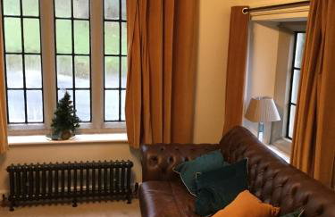 The Lodge - Photo 14