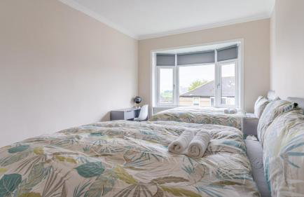 4 Bedrooms Homely House - Sleeps 6 Comfortably with 6 Double Beds,Glasgow, Free Street Parking, Business Travellers, Contractors, & Holiday-Goers, Near All Major Transport Links in Glasgow & City Centre, Perfect for Common Wealth Games 2026 - Foto 49