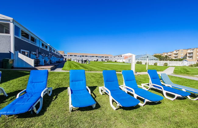 Edgewater Beach Resort, a VRI resort - Photo 43