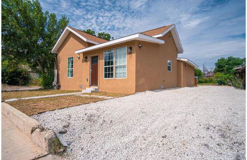 Charming 3br/2ba Gem Close to Downtown/ Riverwalk - Foto 6