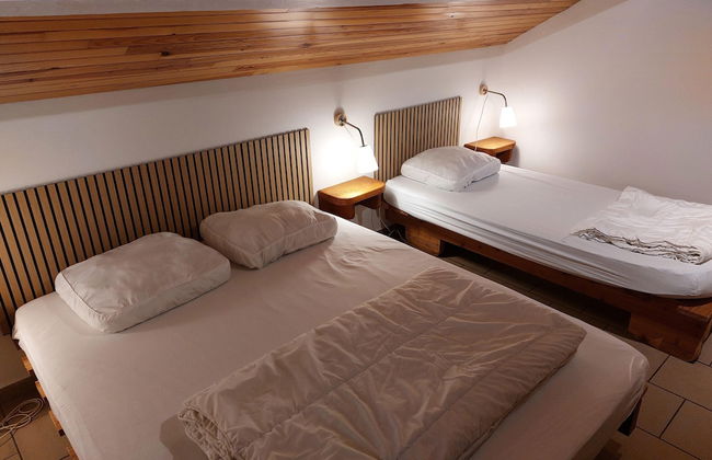 Modern Holiday Home with Hot Tub & Sauna in Ardennes - Photo 10