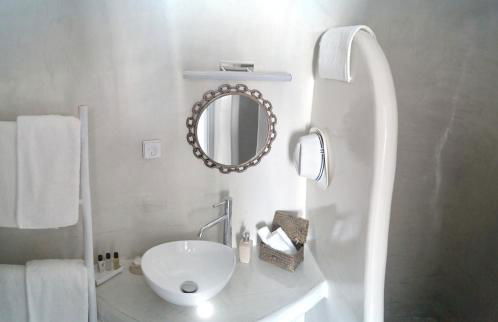 Golden Stone Santorini Suites - Foto 52