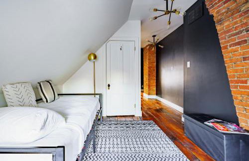 Jungle House Luxury Homes - Columbus Downtown Short North - Steps to Convention Center & Nationwide Arena - Sleeps up to 11 - Free Parking - Over 5,800 Five Stars - Foto 84