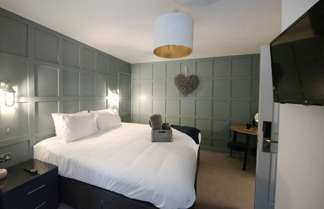 The Stamford Apartment - Photo 2